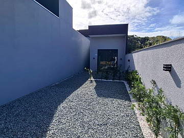 Casa Geminada � Venda